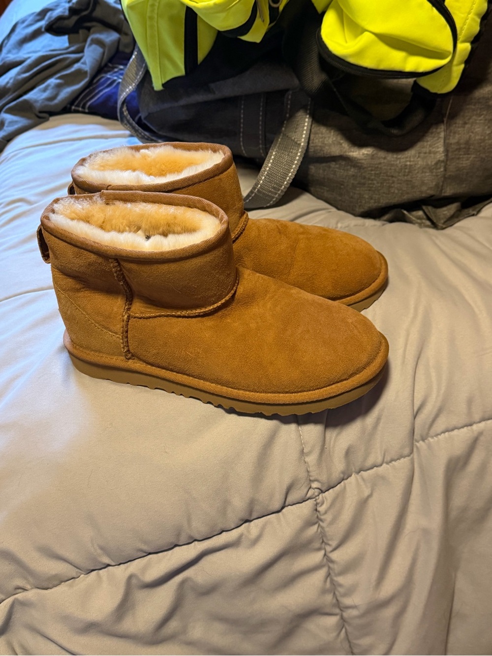 UGG minis
